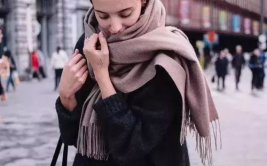 好看的小姐姐围巾款式,优雅围巾款式大盘点